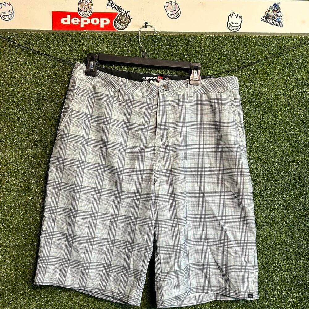 Quiksilver Men's Grey and Blue Shorts